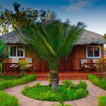 Hotel Edena Kely Mahajanga Zewnętrze zdjęcie