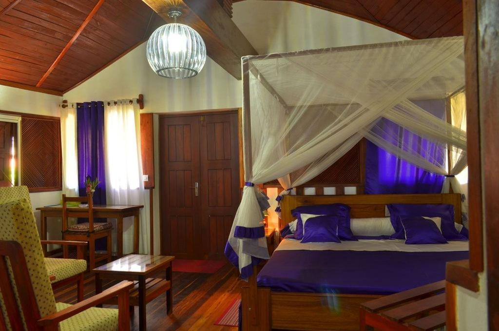Hotel Edena Kely Mahajanga Zewnętrze zdjęcie
