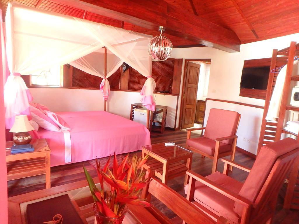 Hotel Edena Kely Mahajanga Zewnętrze zdjęcie