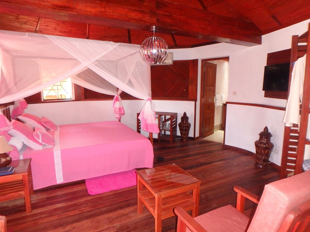 Hotel Edena Kely Mahajanga Zewnętrze zdjęcie